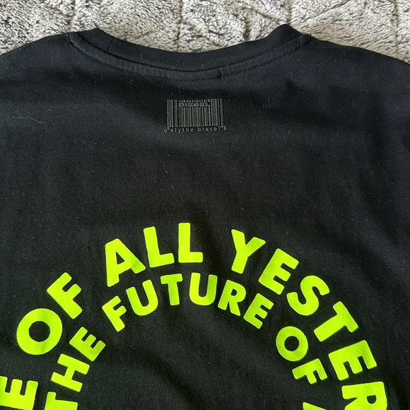 Diesel Size Large Black T - Picture 8 of 9